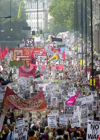 London Protest draws...