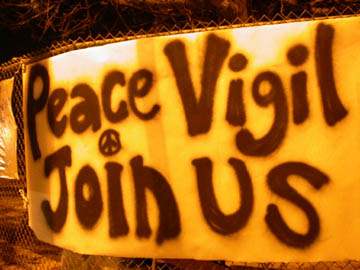 Peace Vigil at Mar V...
