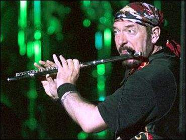 Jethro Tull singer b...