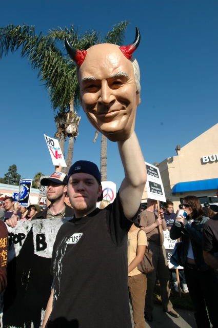 PROTEST IN HOLLYWOOD...