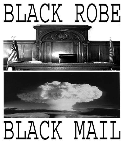 BLACK ROBE BLACK MAI...