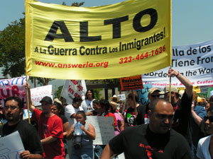 PROTEST ANTI-IMMIGRA...