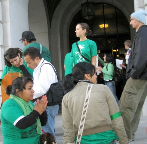 crowding City Hall s...