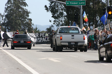 Crossing Hwy 1 to ma...