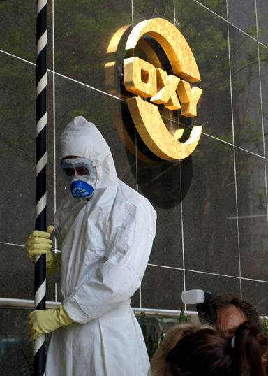 Clean Up Oxy - Haz M...
