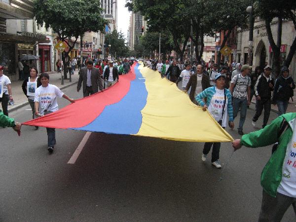 Colombia, urgente: C...