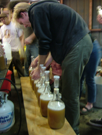 Sealing the bottles ...