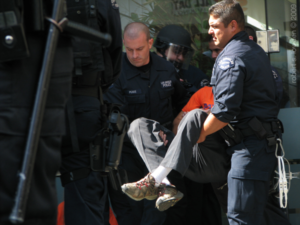 Arrest of Mobilizati...