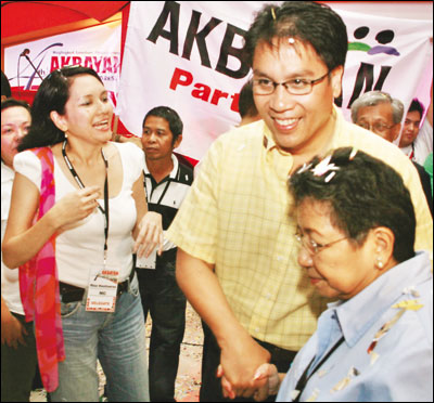 Noynoy Campaign...