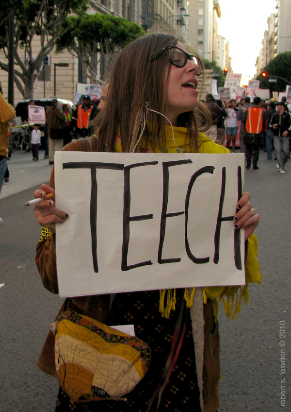 Teech/ March 4th Los...