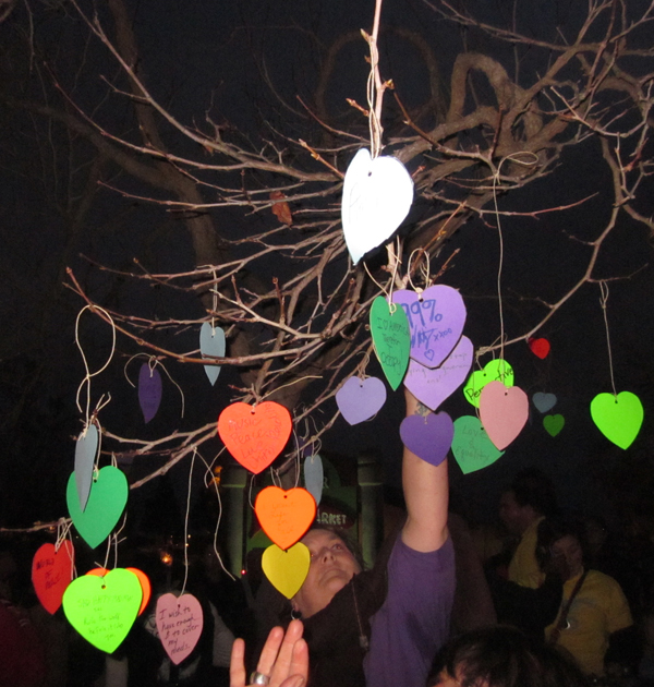 wishing hearts in tr...