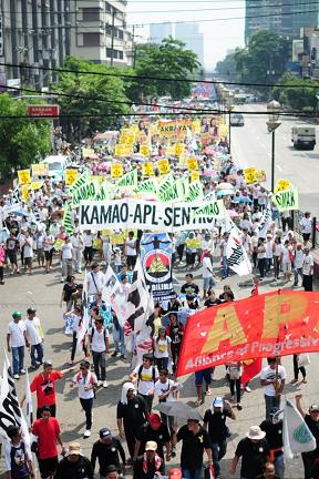 Philippines: 25,000 ...