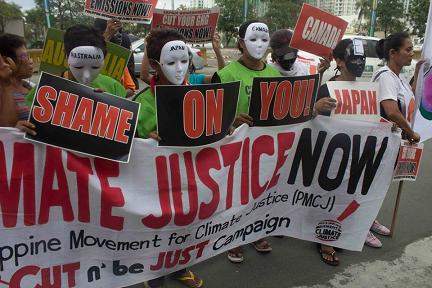 Philippines: They De...