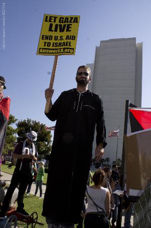 Let Gaza Live / Los Angeles Anti Israeli Protestor