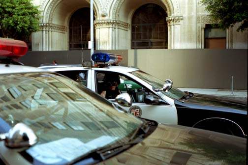cops with cameras ag...