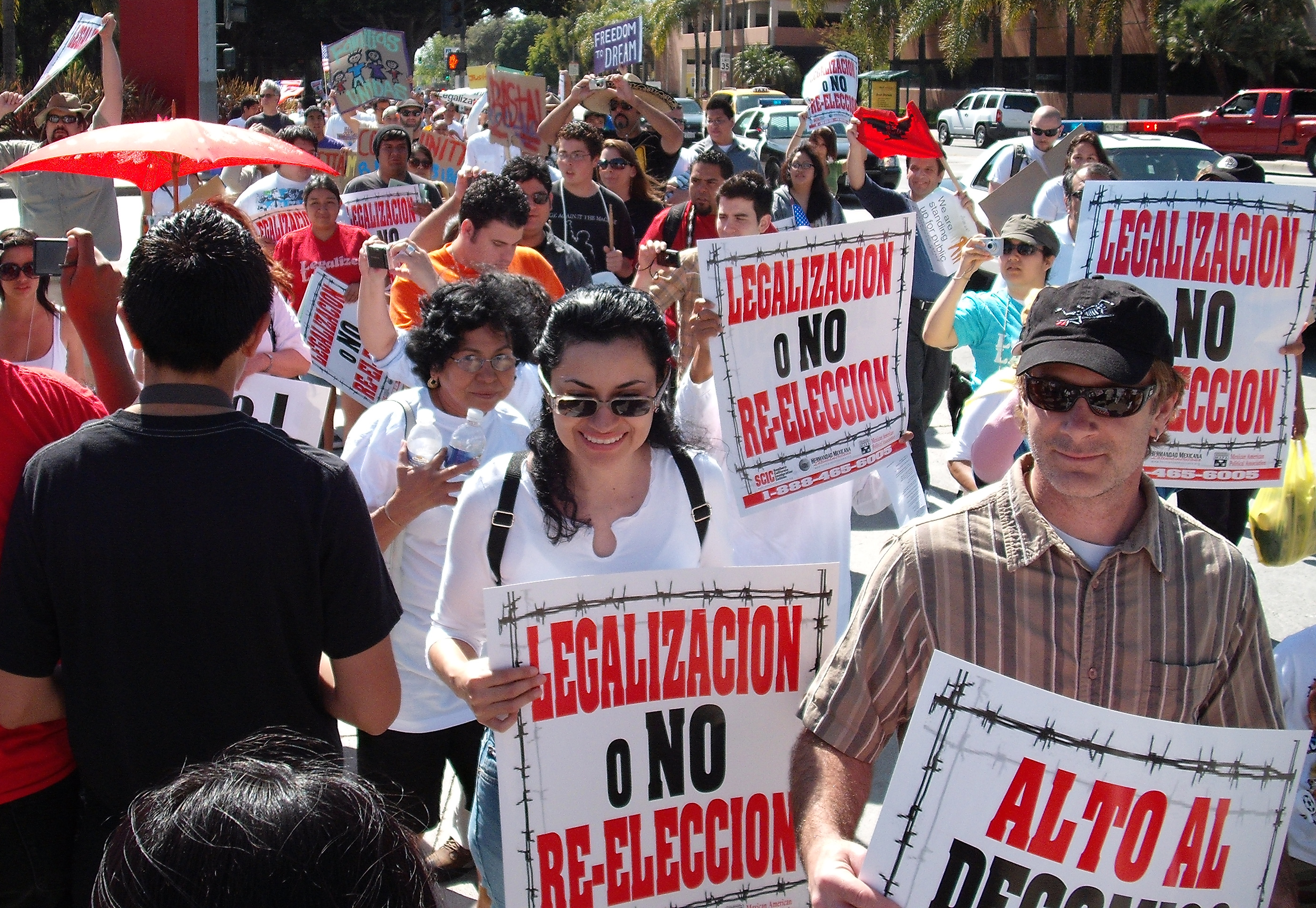May Day March in Downtown Santa Ana Attracts an Estimated 1,000 People ...