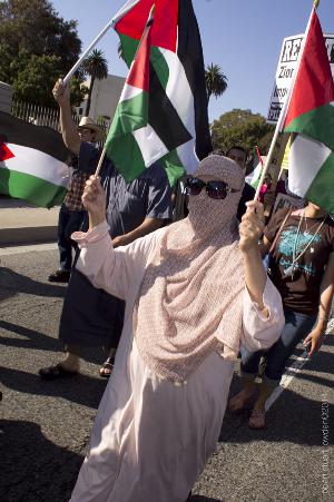 Los Angeles Joins World Wide Protest Against Israeli Aggression