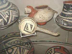 mimbres pottery