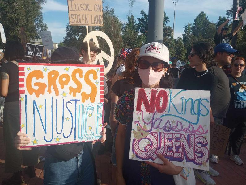 *No Kings *No Ice *N...